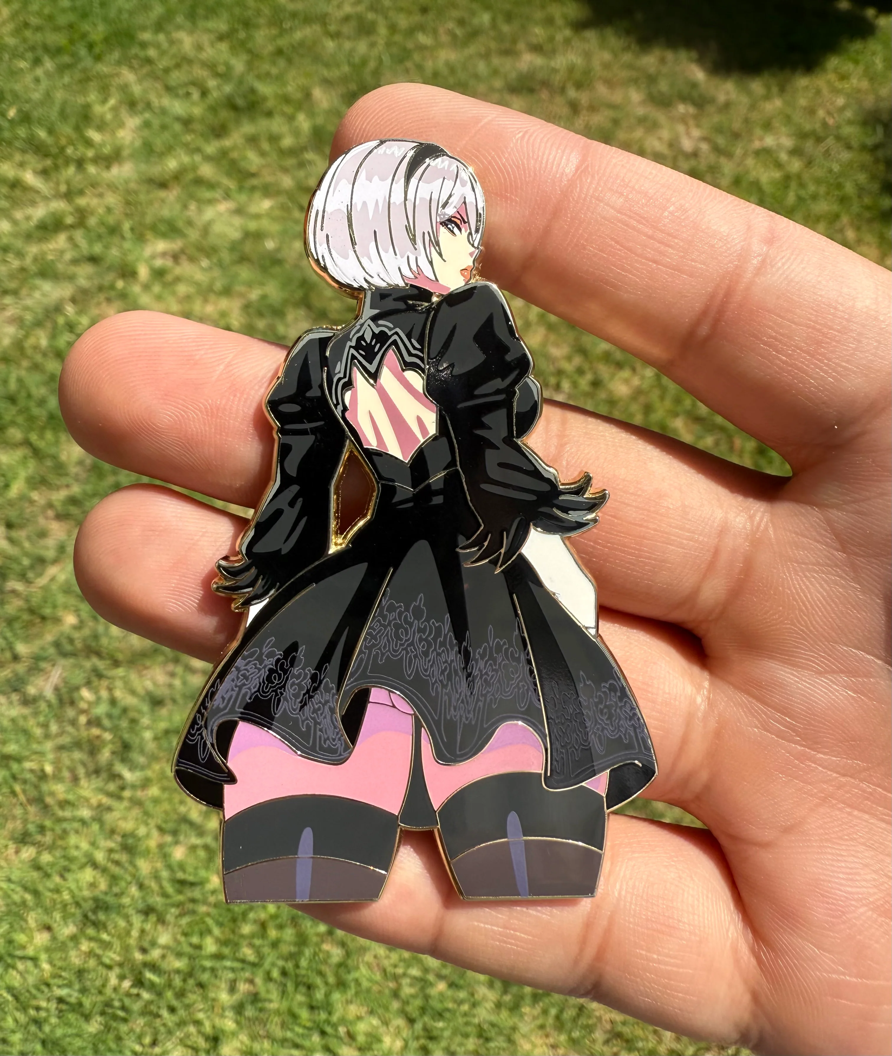 2B (Dress Ver.) Pin (Extras) - Image 4