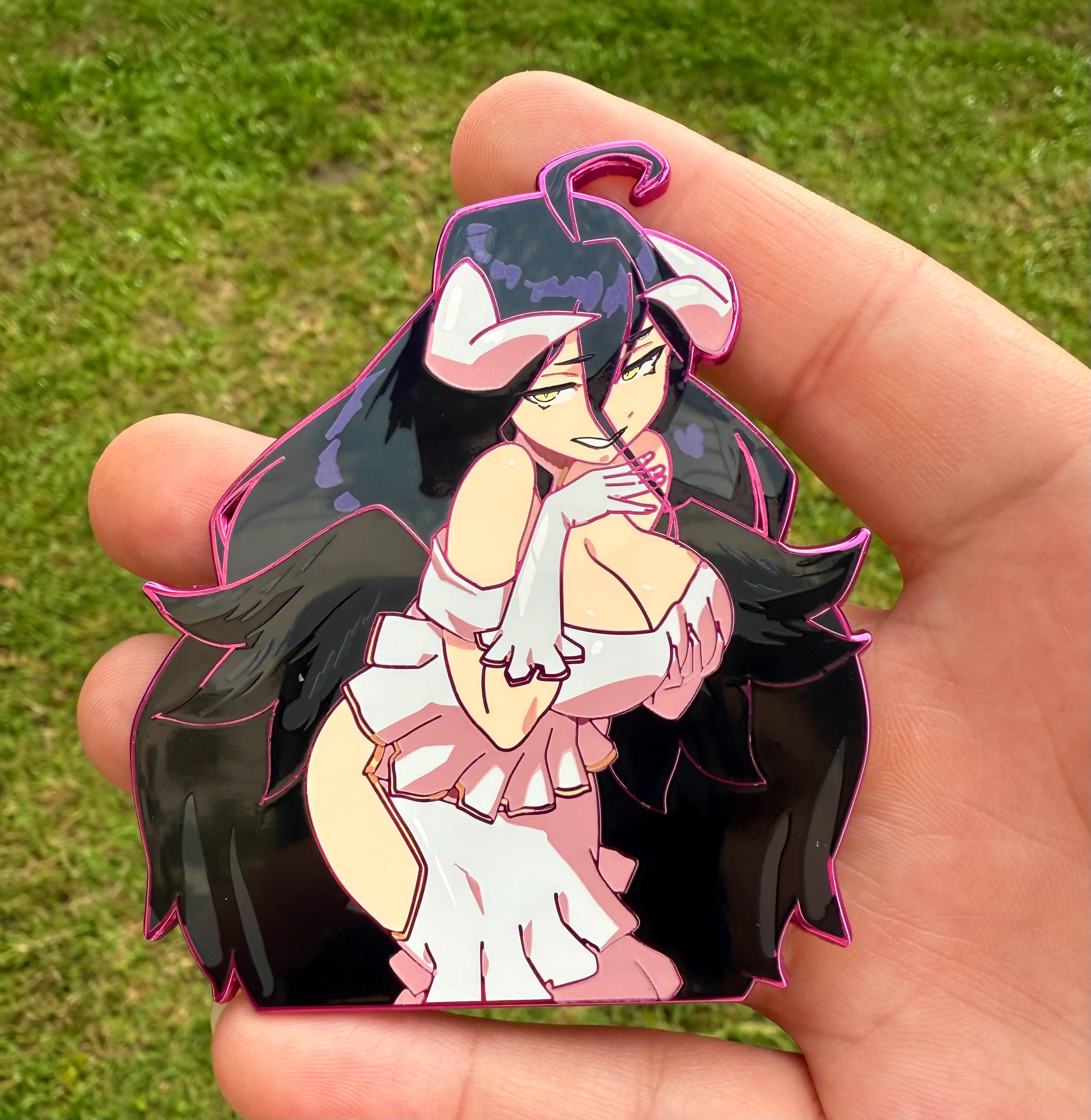 Albedo Pin In-Hand Extras! - Image 2