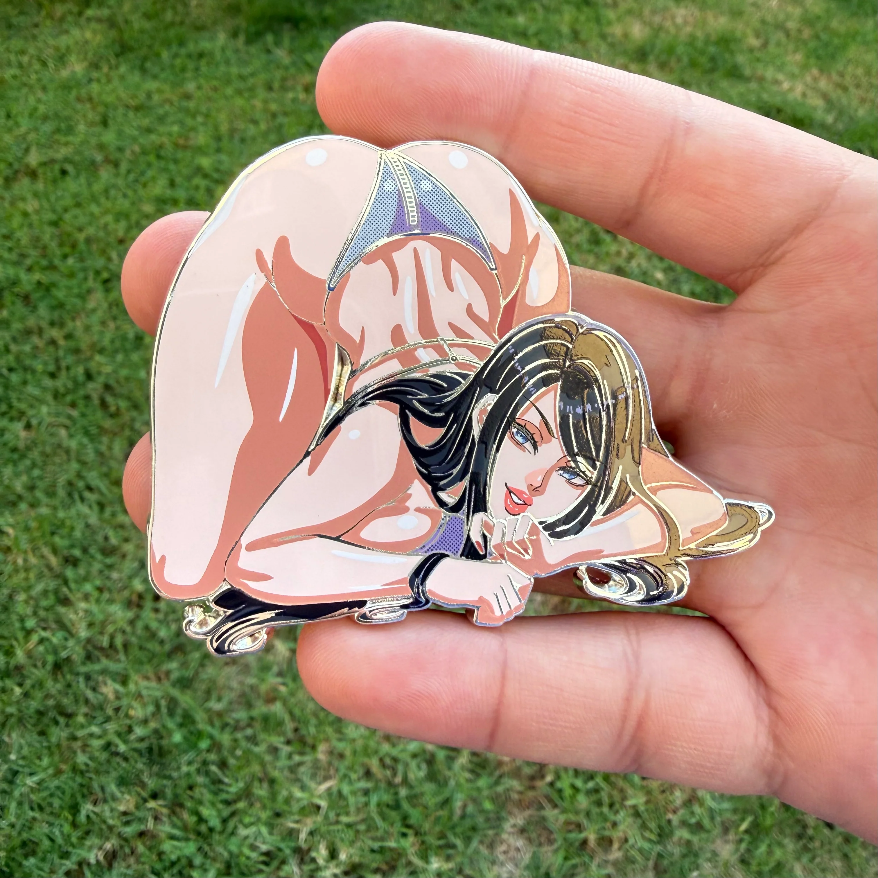 Stellar Raven Pin (In-hand) Extras - Image 4